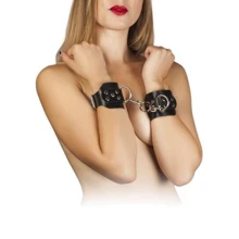 Наручники Leather Hand Cuffs, black: Производитель sLash