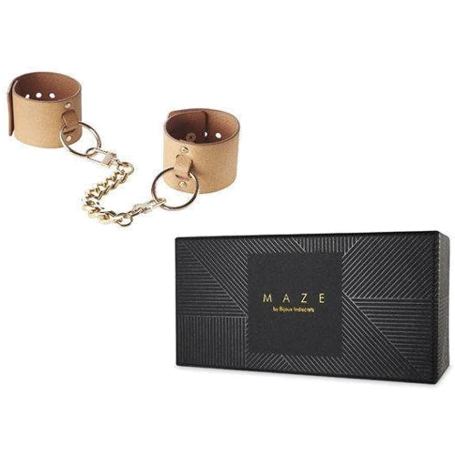 Наручники Bijoux Indiscrets MAZE - Wide Cuffs Brown: Для кого для пари