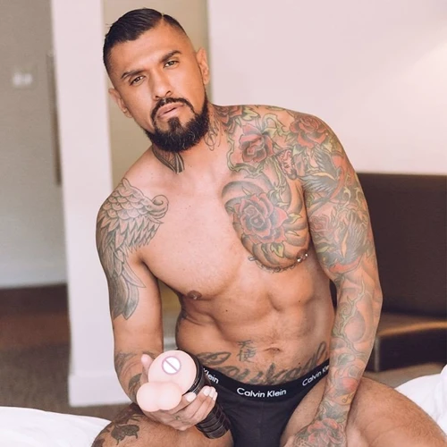 Мастурбатор попка Fleshlight FleshSack с мошонкой: Для кого Для мужчин