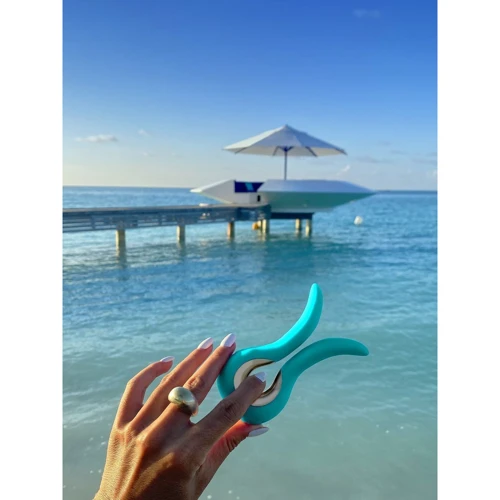 Универсальный мини-вибратор Gvibe MINI - Tiffany Mint: Тип и форма Вибромассажер