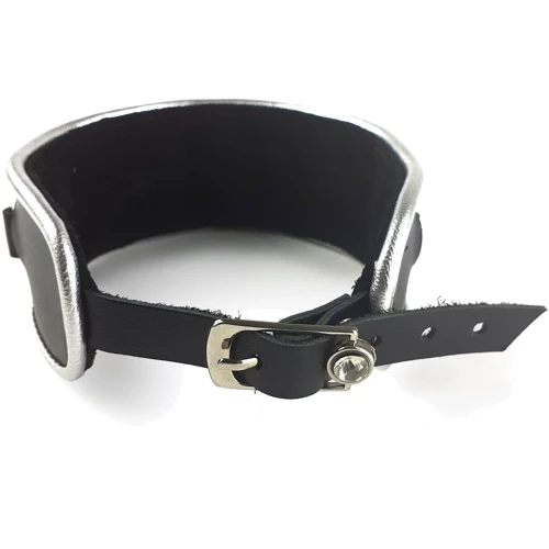 Нашийник з натуральної шкіри зі стразами та кільцем Art of Sex - Collar Ring: Колір черный